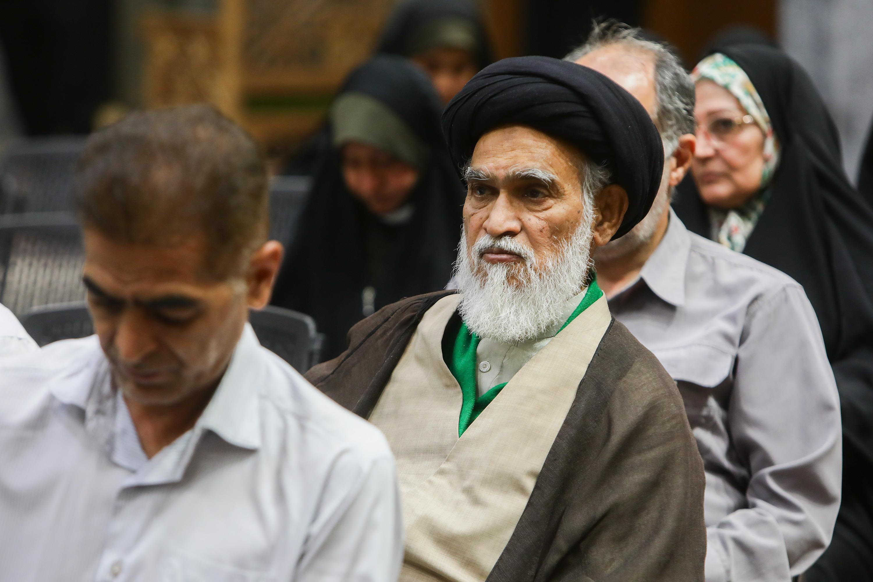 رونمایی کتاب